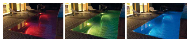 projecteur led piscine  bois - ambiance couleur