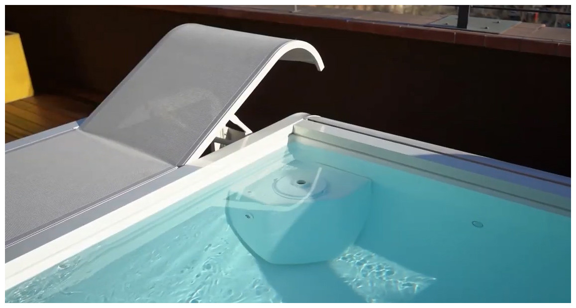 équipements intégrés avec la piscine hors sol urbaine Mariposa 