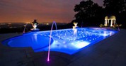 Eclairage de piscine : un plaisir à toute heure de la nuit