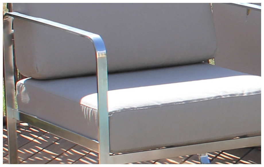 Détail des coussins du salon de jardin bas d'extérieur en inox dépoli Venize taupe