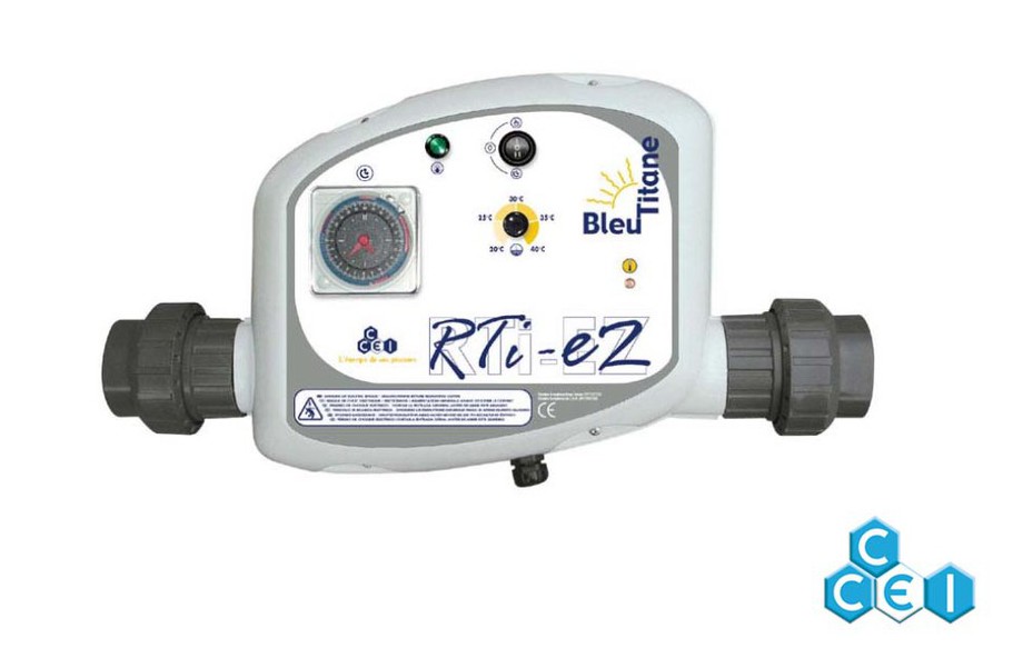 réchauffeur piscine bleu titane RTI EZ en situation