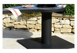 détail du pieds du brasero Brazzil