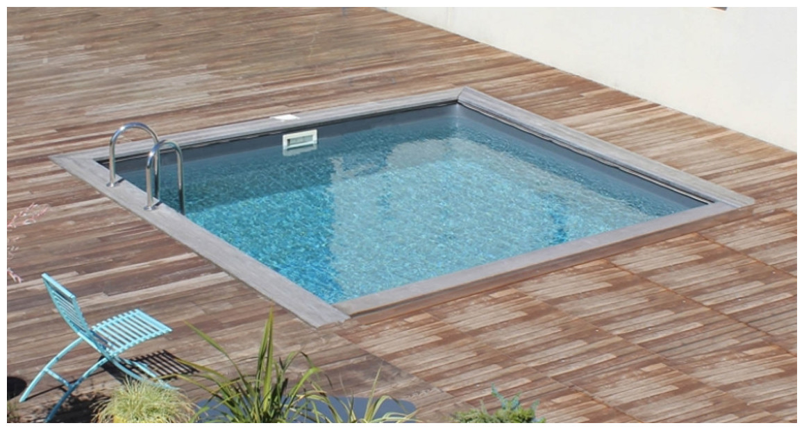 piscine bois carrée woodfirst original en situation