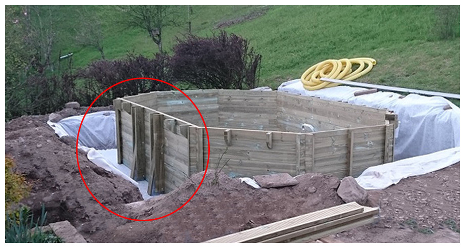 piscine bois octogonale allongée Woodfirst Original structure à visser