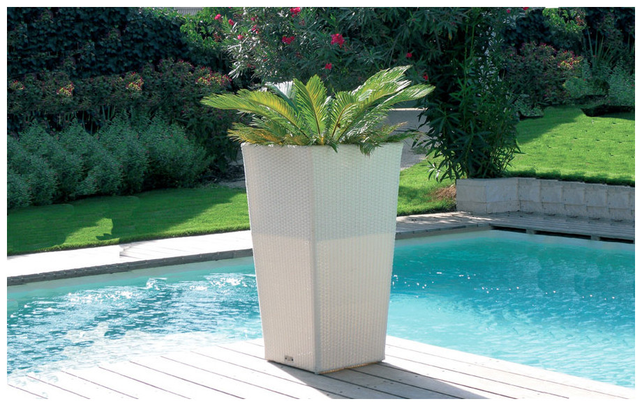 Cache pot d'extérieur blanc en résine