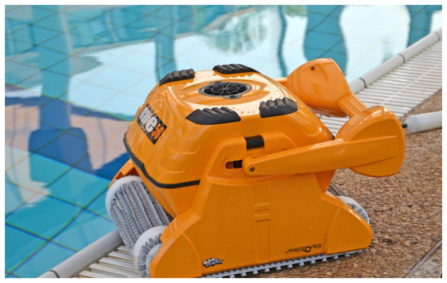 robot spécial grand bassins dolphin wave 50