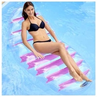 Lounger flottant transparent